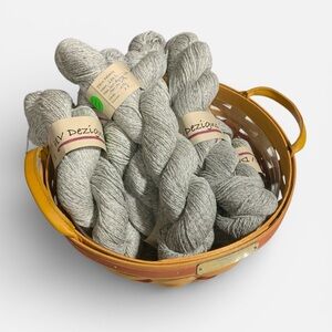 Leah’s, Suri Alpaca Fiber/Yarn Gray Tweed
